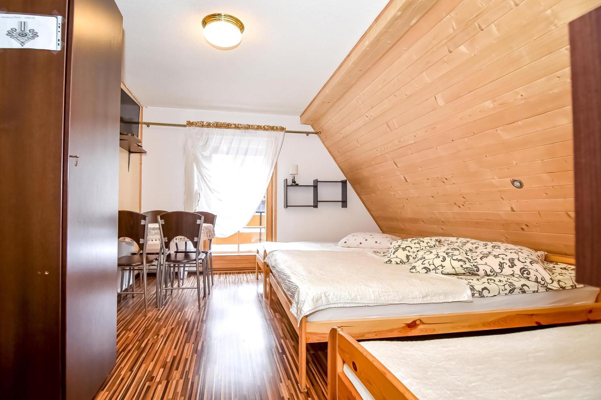 Ciukrowa Chatka Sauna & Jacuzzi Poronin Extérieur photo