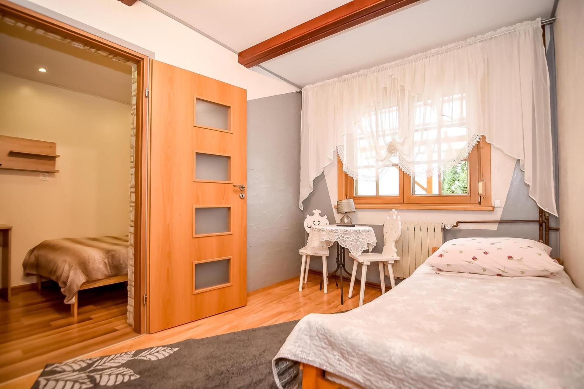 Ciukrowa Chatka Sauna & Jacuzzi Poronin Extérieur photo