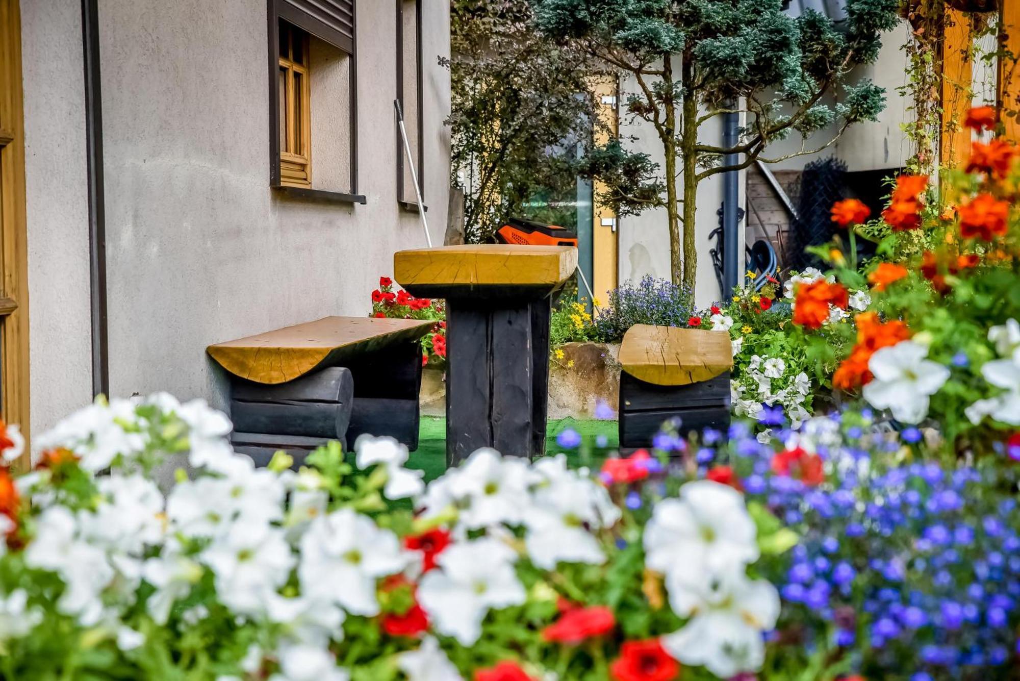 Ciukrowa Chatka Sauna & Jacuzzi Poronin Extérieur photo
