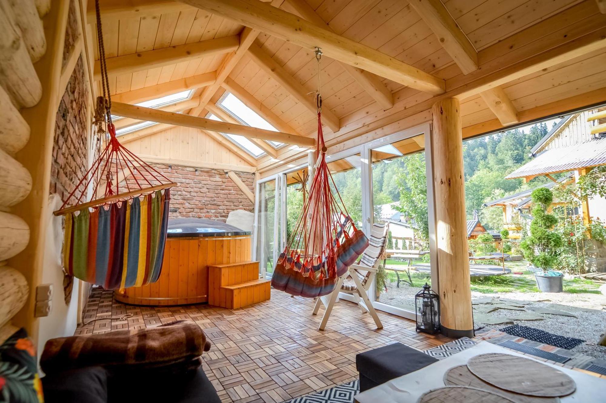 Ciukrowa Chatka Sauna & Jacuzzi Poronin Extérieur photo